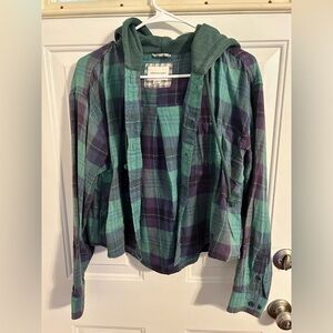 ✨NWOT AE Cropped Hooded Flannel Shirt✨